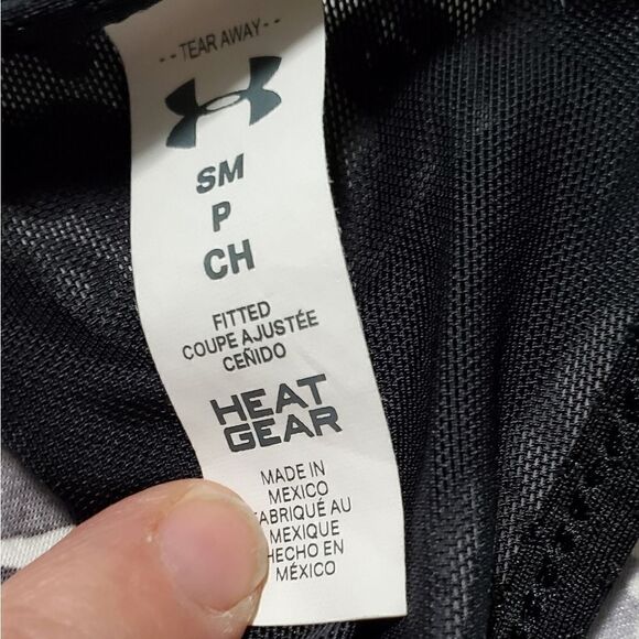 Under Armour Black Athletic Tank Top - Picture 3 of 4